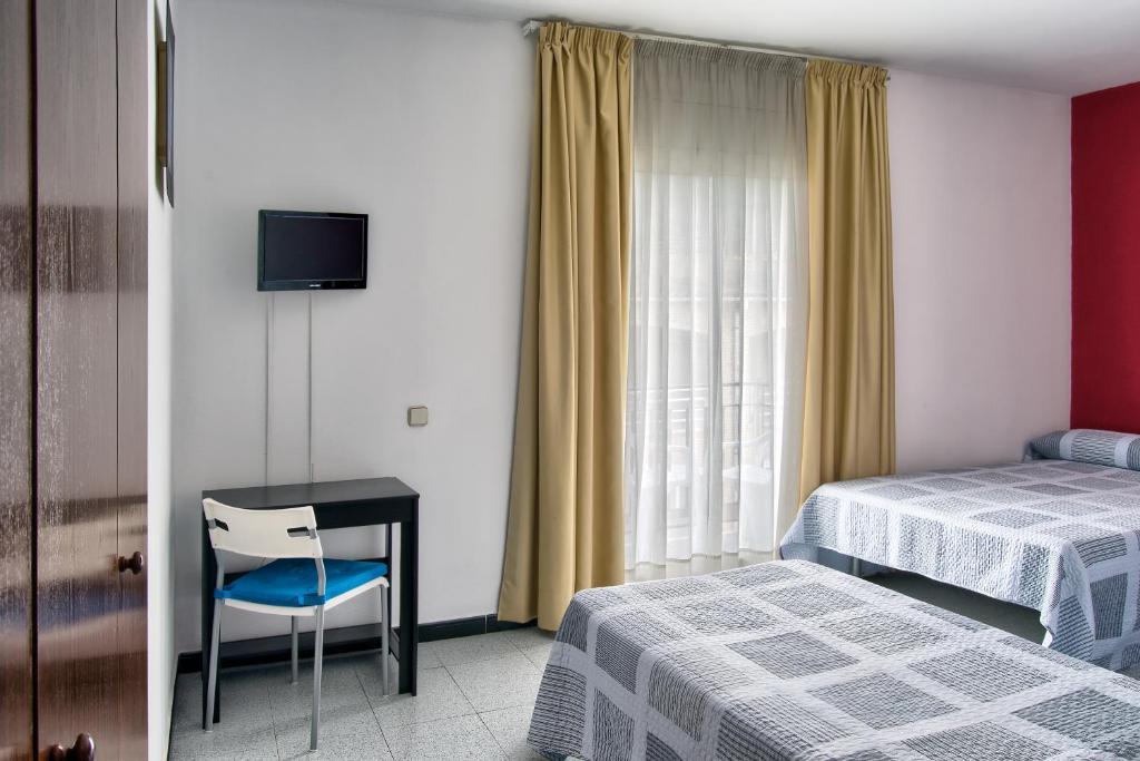 Hostal Bonavista Blanes Oda fotoğraf