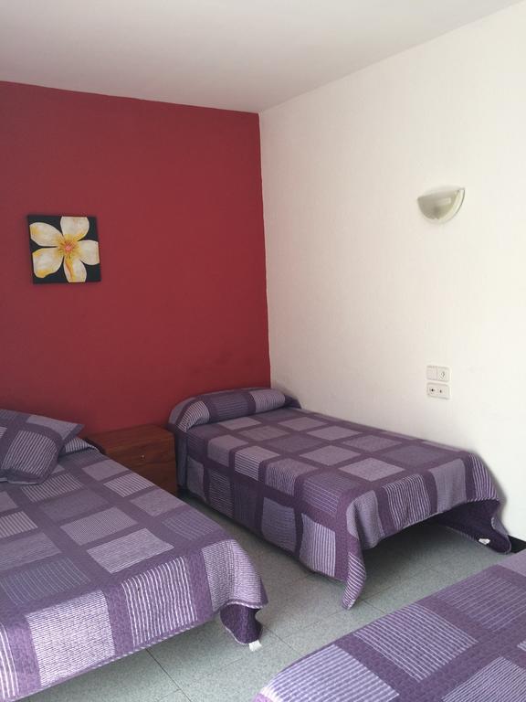 Hostal Bonavista Blanes Oda fotoğraf